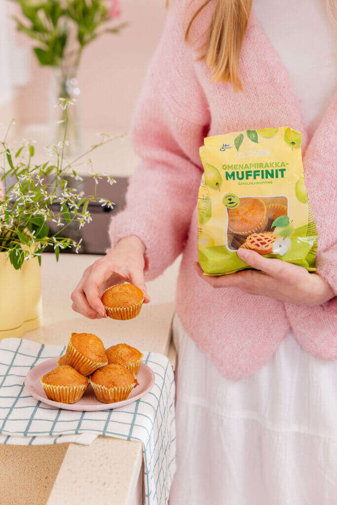 Elonen Omenapiirakkamuffinit - omenanmakuiset pienet muffinssit.